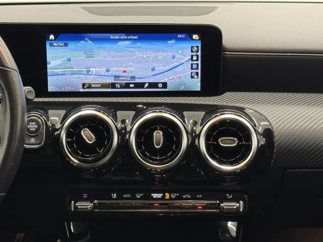 Mercedes-Benz CLA 180 CLA 180 d Coupé