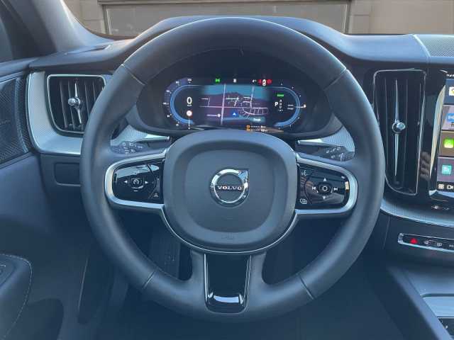 Volvo XC60 AWD Plus T8