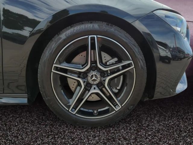 Mercedes-Benz CLA 200 AMG Line Coupé