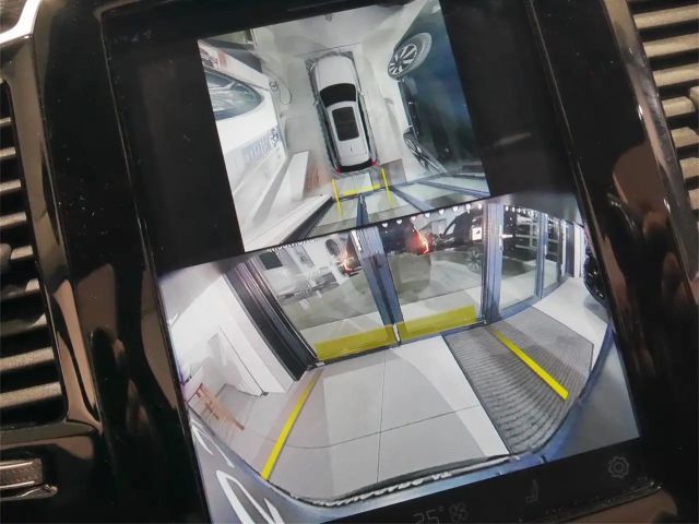 Volvo XC90 AWD Dark T8 Ultra