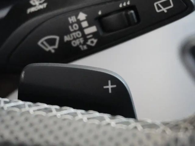 Audi A4 40 TFSI Avant Quattro S-Line