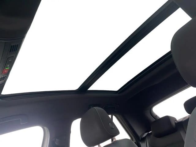 Volkswagen T-Roc 1.5 TSI DSG R-Line