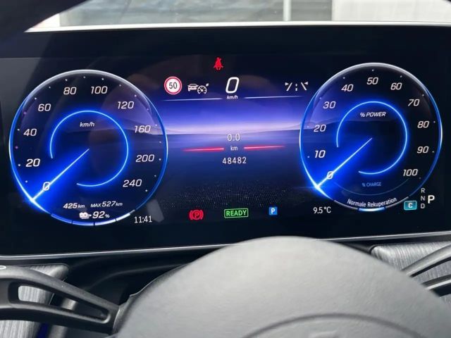 Mercedes-Benz EQE 300 AMG Line Sedan