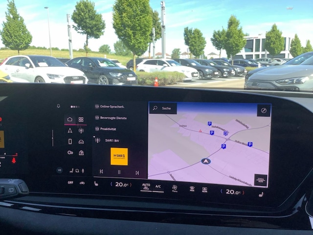 Audi A6 Avant Quattro S-Tronic