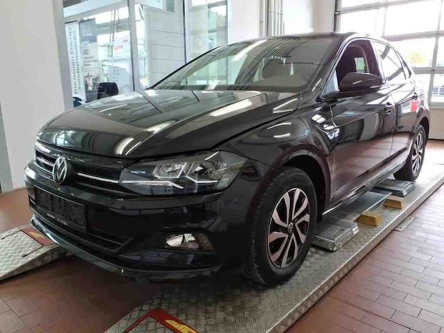 Volkswagen Polo Polo 1.0     CL   BT070 TSIM5F