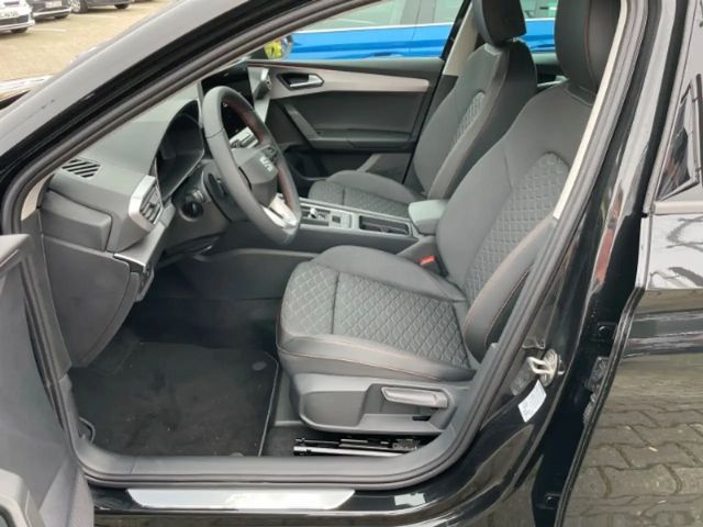 Seat Leon 1.5 eTSI FR-lijn Sportstourer
