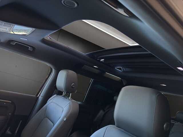 Land Rover Defender 90 Dynamic SE