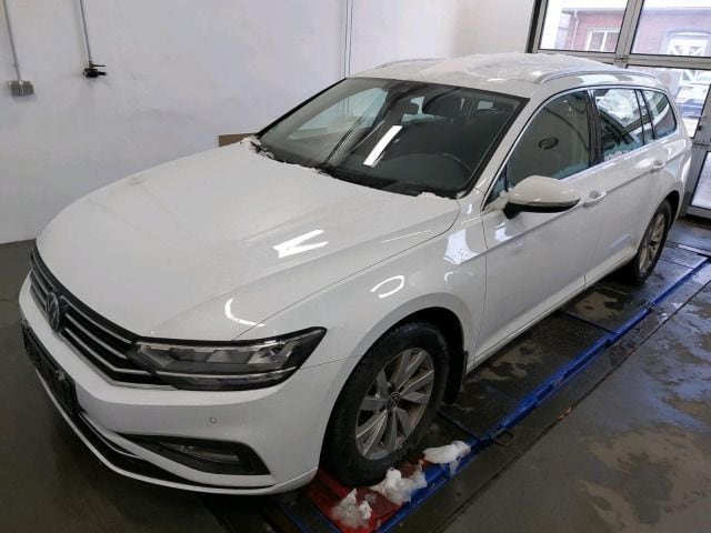 Volkswagen Passat 2.0 TDI Business DSG Variant