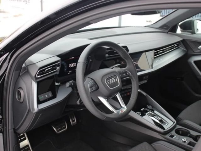 Audi A3 35 TFSI S-Line Sedan Sportback