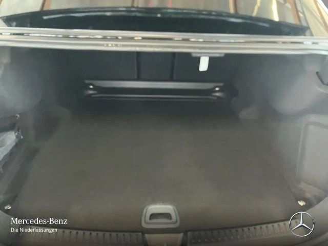 Mercedes-Benz E 200 AMG Line Sedan