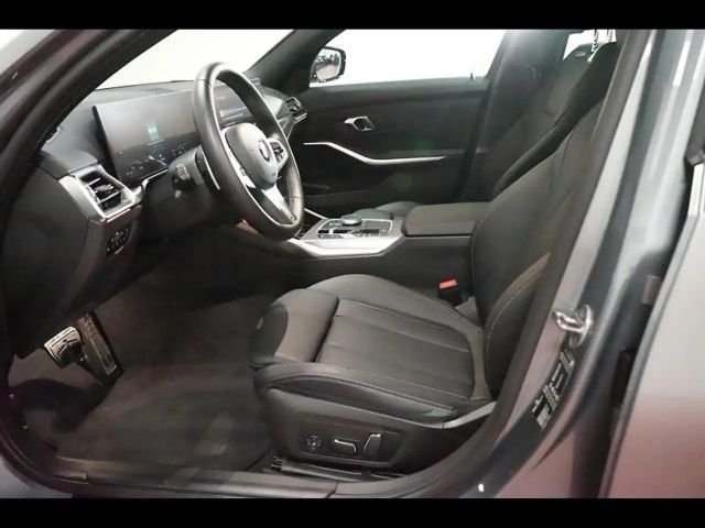 BMW 318 M-Sport Sedan