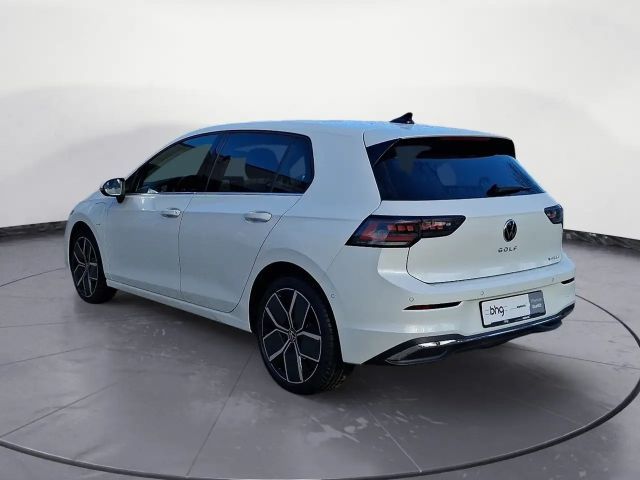Volkswagen Golf DSG Style eHybrid