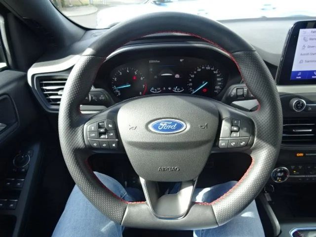 Ford Focus EcoBoost ST Line Style