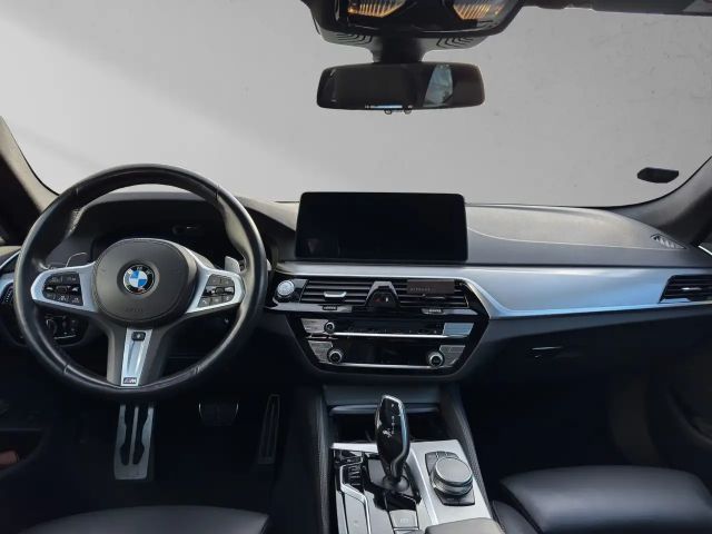 BMW 530 530d M-Sport xDrive
