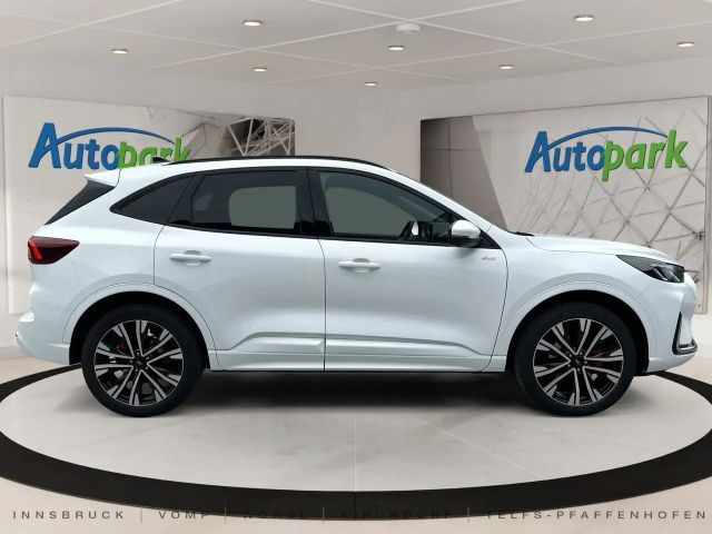 Ford Kuga Plug in Hybrid ST Line X