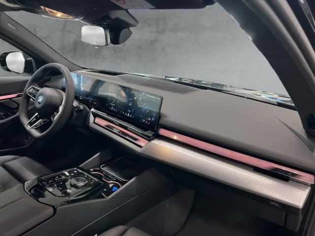 BMW i5 M-Sport Sedan eDrive40