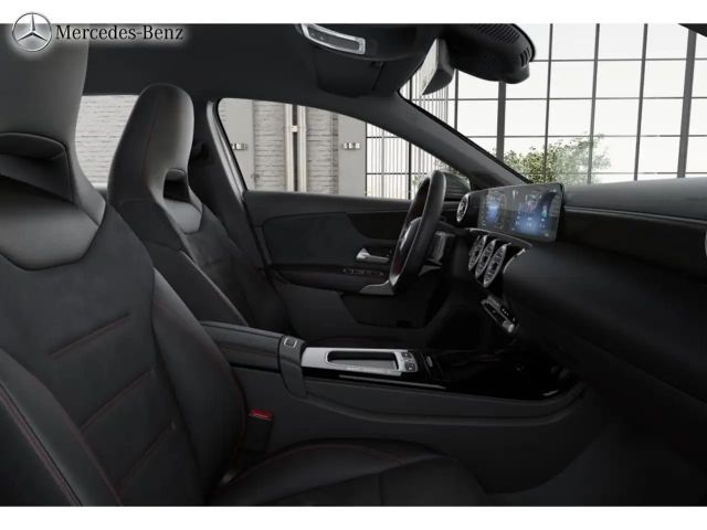 Mercedes-Benz A 200 AMG Line