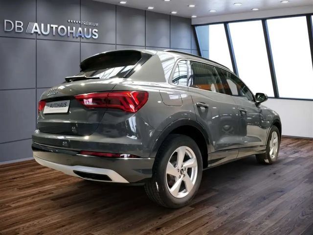 Audi Q3 2.0 TDI S-Tronic