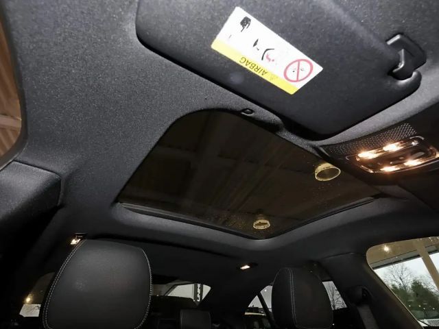 Mercedes-Benz CLA 180 Coupé Progressive