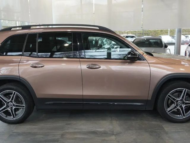 Mercedes-Benz GLB 250 *ACC*AHK*BURMESTER*PANO*360°KAM*STHZ*