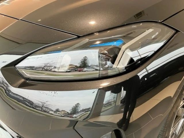 BMW 120 120d 5-deurs Sedan