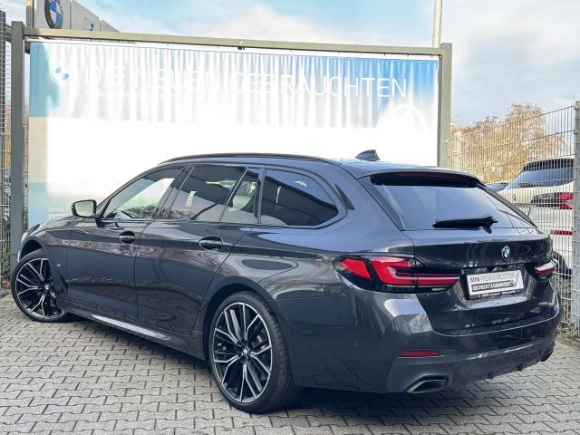 BMW 520 520d M-Sport Touring