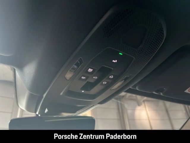 Porsche Cayenne Sportabgasanlage Panorama LED-Matrix