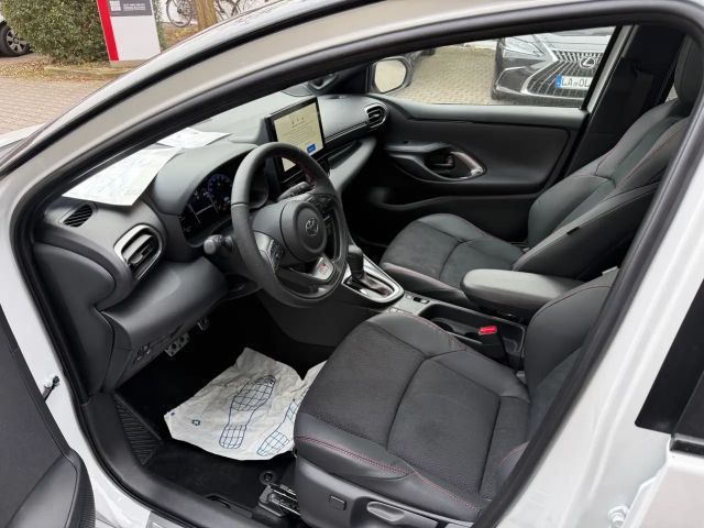 Toyota Yaris GR Hybride VVT-i