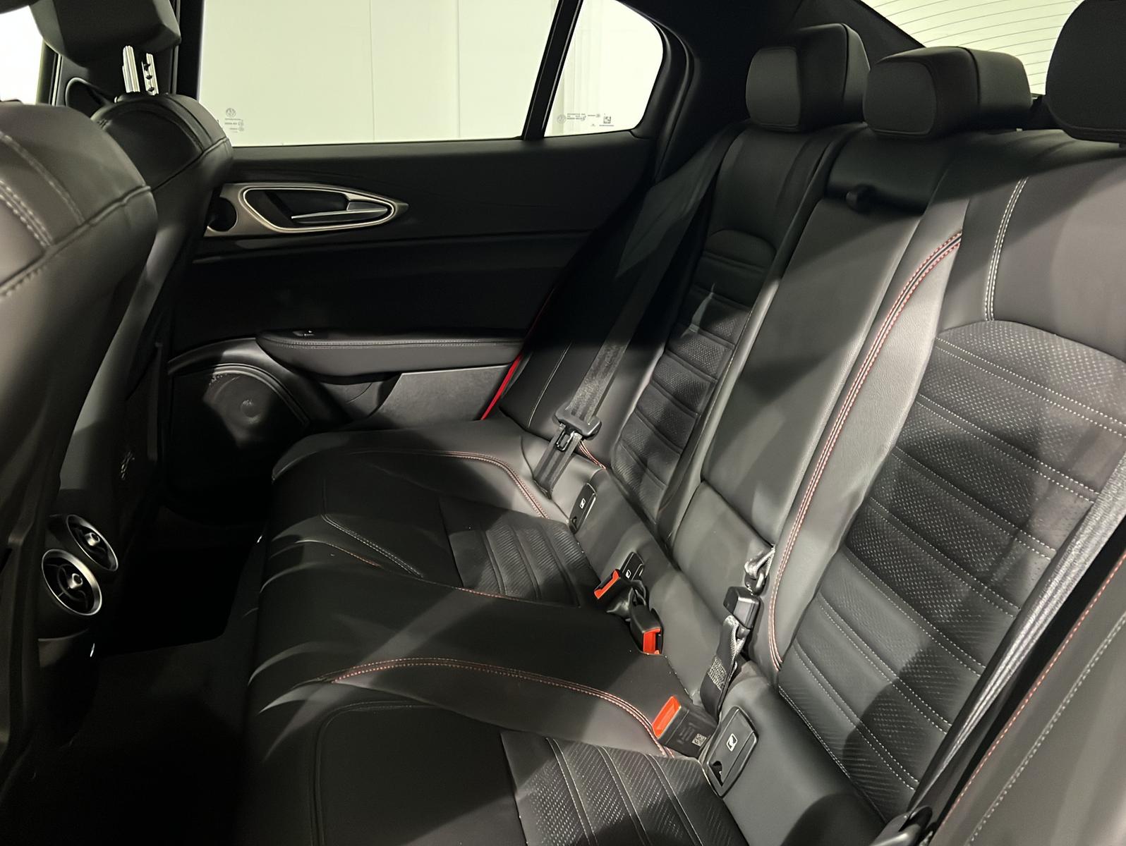 Alfa Romeo Giulia Q4