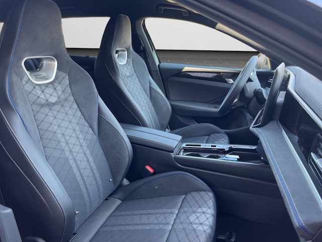 Volkswagen Passat Business DSG R-Line