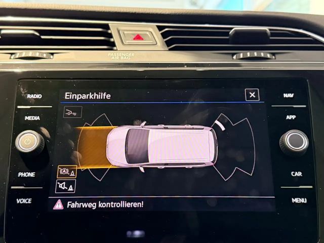 Volkswagen Touran BMT DSG Highline