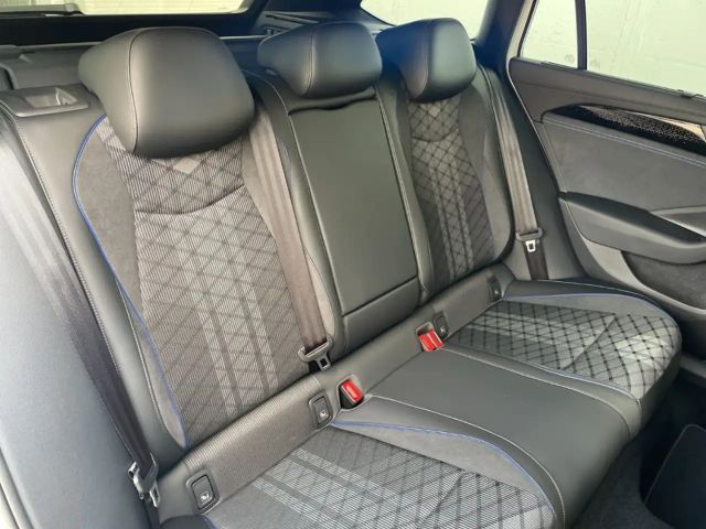 Volkswagen Passat 2.0 TDI DSG R-Line