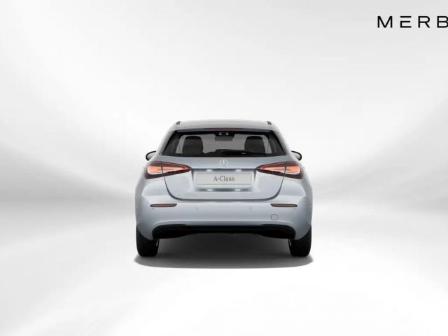 Mercedes-Benz A 180 A 180 d