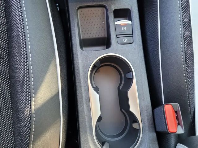 Renault Captur EDC Hybrid Techno