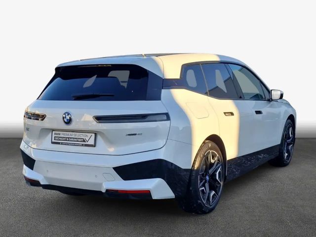 BMW iX xDrive40