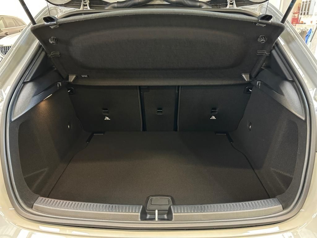 Mercedes-Benz A 180 A 180 d AMG Line Hatchback