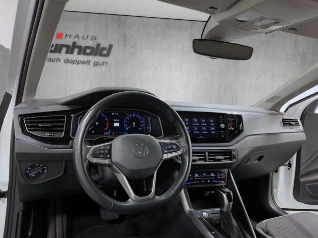 Volkswagen Polo 1.0 TSI DSG Style