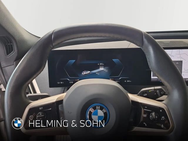 BMW iX xDrive40