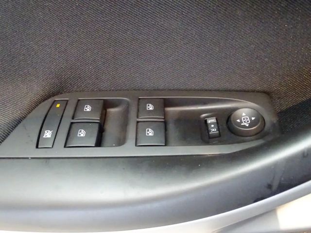 Opel Astra 1.2 Turbo Edition Turbo