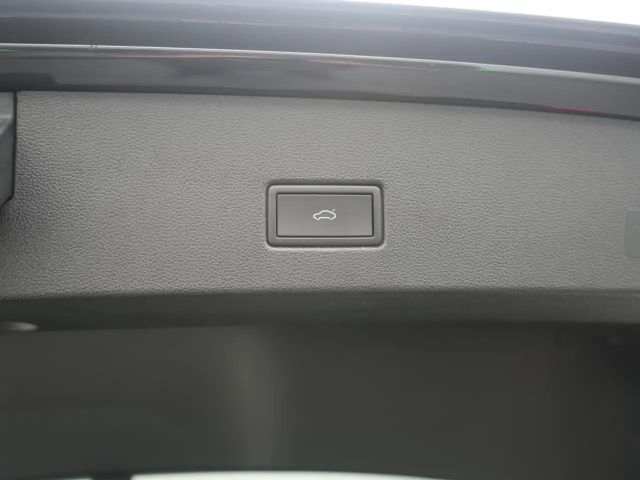 Volkswagen T-Roc R MATRIX LEDER AKRAPOVIC ACC DCC NAVI V