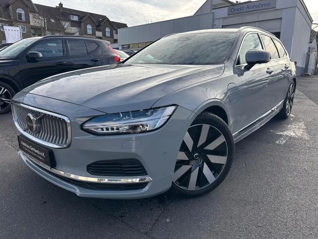 Volvo V90 AWD Plus T6