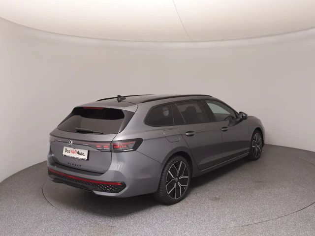 Volkswagen Passat DSG R-Line Variant