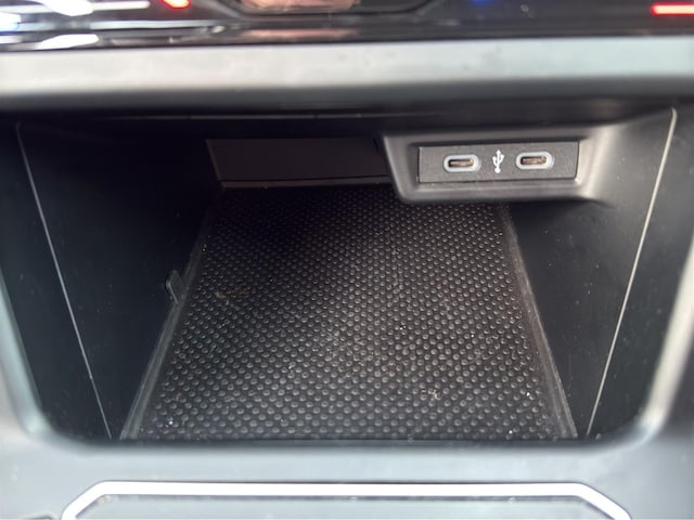 Volkswagen Polo 1.0 TSI R-Line