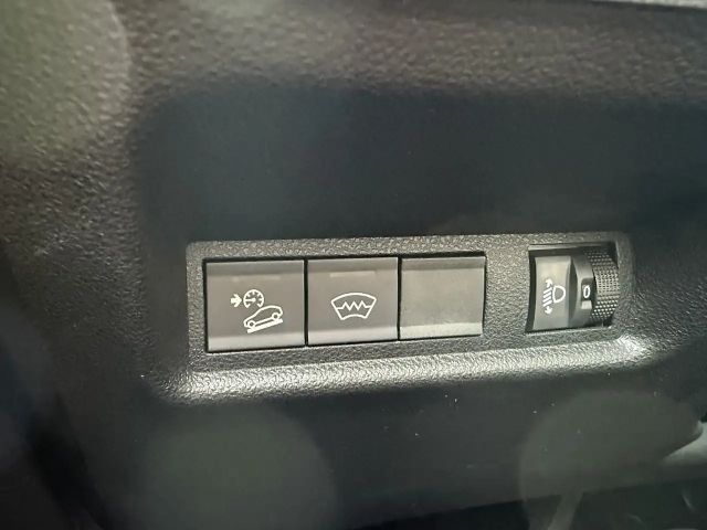 Jeep Avenger 1.2 T3 e-Hybrid 4xe Upland e-DCT6