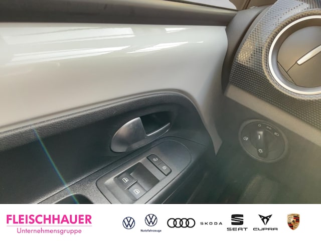 Volkswagen up! Move Move up!