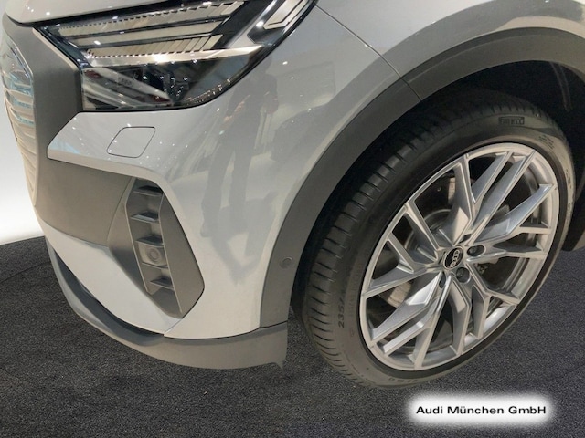 Audi Q4 e-tron SUV 45 e-tron Audi Q4 e-tron