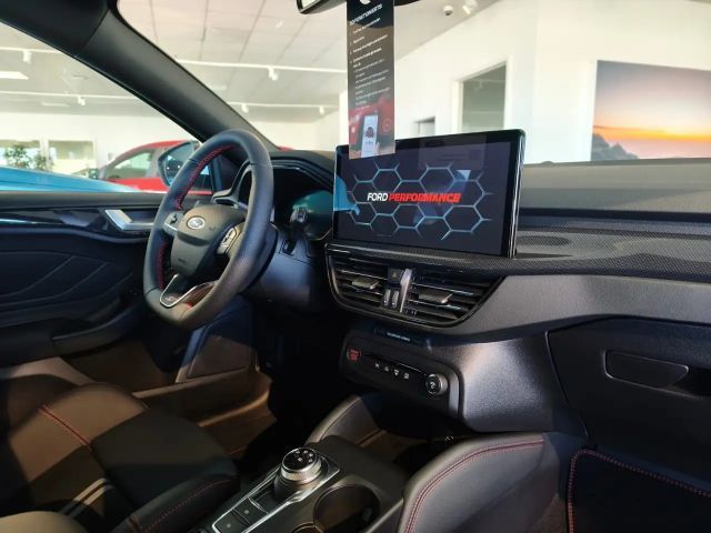 Ford Focus ST Line Wagon