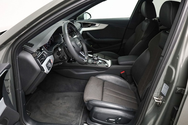Audi A4 45 TFSI Avant Quattro S-Line S-Tronic