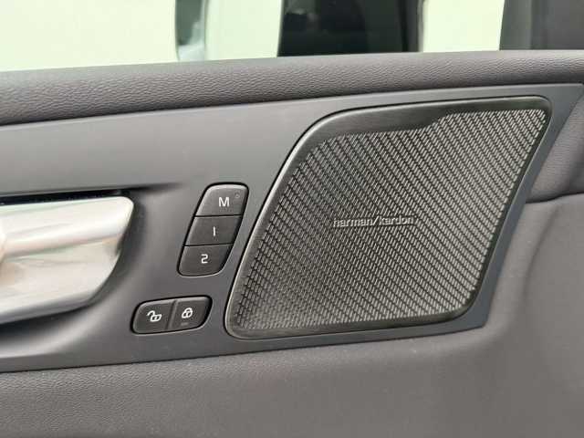 Volvo XC60 AWD Dark Plus Recharge T6