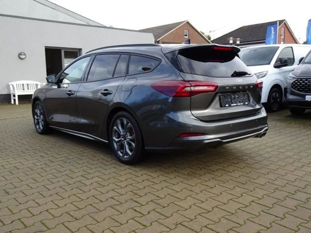 Ford Focus ST Line Wagon